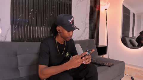 Bryxon  online show from 12/28/24, 03:26