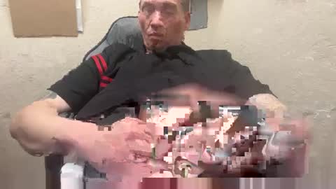 Snapshot of bs811 chatting on 01/13/25, 02:50 bs811 online show from 01/13/25, 02:50