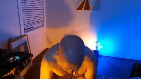 bottom freak online show from 02/05/25, 02:29