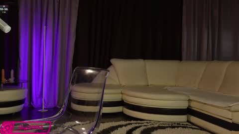 Bubble  gum  online show from 02/09/25, 01:33