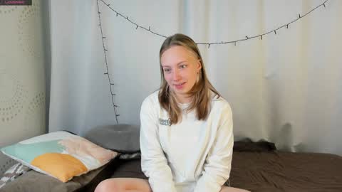 Sabrina  online show from 01/08/25, 04:02