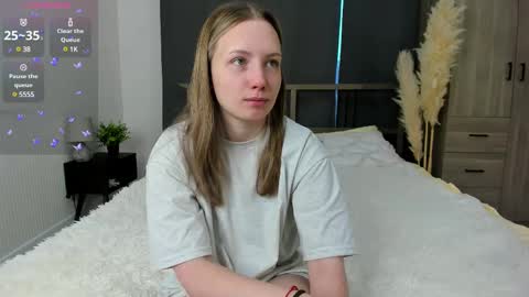 Sabrina  online show from 03/01/25, 04:15