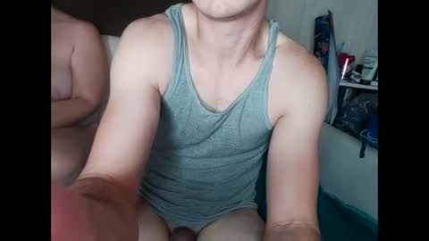 Snapshot of bubblebutt417 chatting on 12/16/25, 02:27 Max candi online show from 12/16/25, 02:27