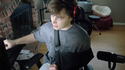 BubblebuttBdn online show from 04/21/26, 11:51