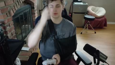 BubblebuttBdn online show from 04/22/26, 07:04