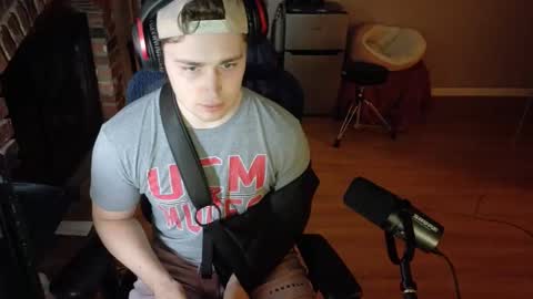 BubblebuttBdn online show from 04/24/26, 02:25