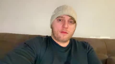 bubblebuttbi96 online show from 10/18/25, 06:58