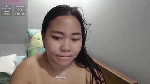 Snapshot of bubblebuttpinay chatting on 02/22/25, 12:38 Sunshine online show from 02/22/25, 12:38