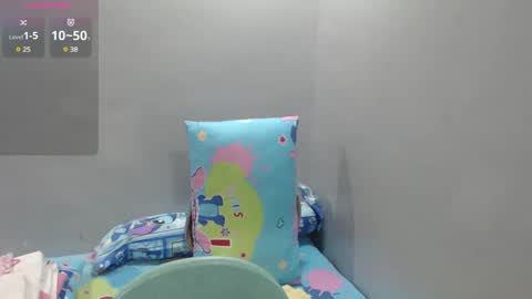 Snapshot of bubblebuttpinay chatting on 03/04/25, 12:18 Sunshine online show from 03/04/25, 12:18