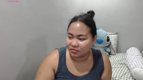 Snapshot of bubblebuttpinay chatting on 10/18/25, 03:35 Sunshine online show from 10/18/25, 03:35