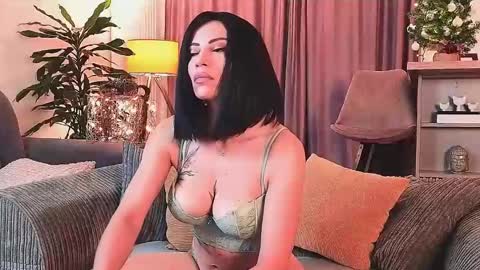 MayaCroft online show from 12/15/24, 11:34