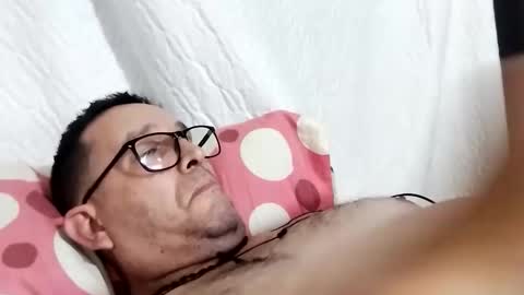 buchs32 online show from 12/14/25, 05:13