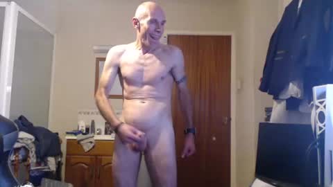 Snapshot of buck70 chatting on 12/15/24, 08:58 buck70 online show from 12/15/24, 08:58