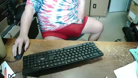 Snapshot of bucku2 chatting on 02/23/25, 03:08 Bucku2 online show from 02/23/25, 03:08