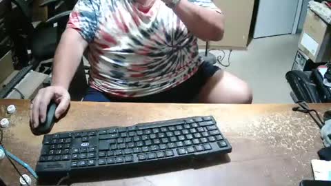 Snapshot of bucku2 chatting on 11/12/25, 11:25 Bucku2 online show from 11/12/25, 11:25