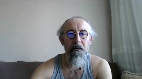 Snapshot of buckwessle chatting on 05/16/26, 11:09 Buck Wessle online show from 05/16/26, 11:09