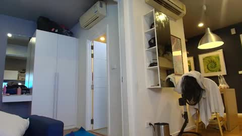 buddiup2 online show from 10/23/25, 03:00