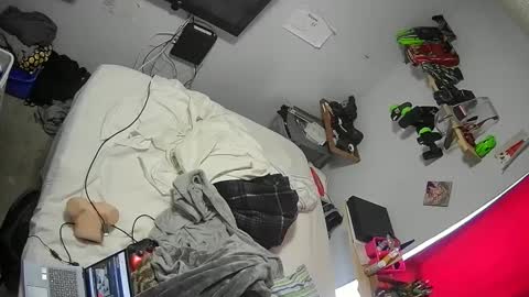 budsonly33 online show from 12/04/24, 05:22