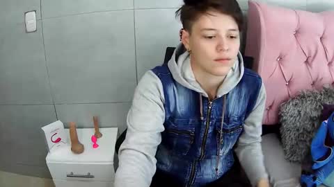 bug2025 online show from 11/19/25, 04:18