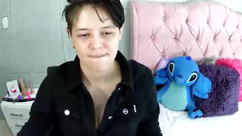 bug2025 online show from 12/16/25, 01:43