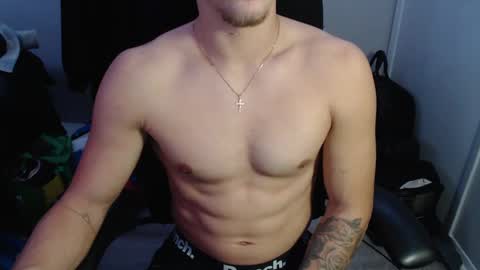 Snapshot of builtdifferent5 chatting on 01/06/25, 04:58 Built Different online show from 01/06/25, 04:58