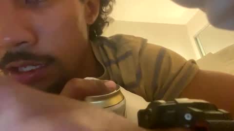 Snapshot of bulaboy27 chatting on 01/29/25, 12:13 meaty man online show from 01/29/25, 12:13