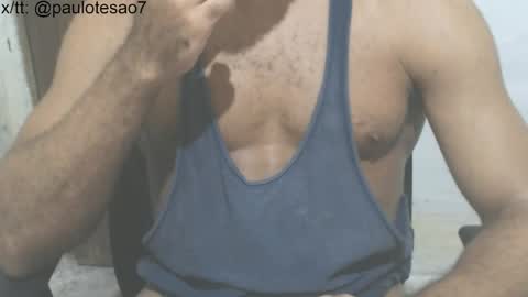 Snapshot of buldgeinboxer chatting on 06/08/26, 01:28 buldgeinboxer online show from 06/08/26, 01:28