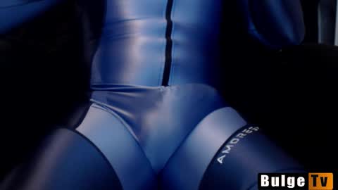 z...... online show from 11/06/25, 02:51