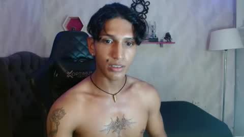 Snapshot of bull_cam chatting on 09/24/25, 08:01 bull_cam online show from 09/24/25, 08:01