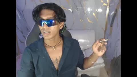 Snapshot of bull_cam chatting on 10/01/25, 05:41 bull_cam online show from 10/01/25, 05:41