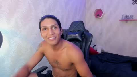 Snapshot of bull_cam chatting on 11/20/25, 06:40 bull_cam online show from 11/20/25, 06:40