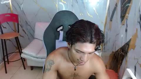 Snapshot of bull_cam chatting on 02/02/26, 02:38 bull_cam online show from 02/02/26, 02:38