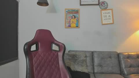 Snapshot of bull_cam chatting on 03/04/26, 03:23 bull_cam online show from 03/04/26, 03:23