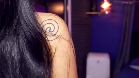 Bunny and The Rock online show from 04/21/26, 08:31