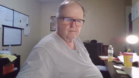 bullfrogg5050 online show from 09/16/25, 03:35