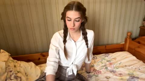 Mary online show from 04/18/26, 01:37