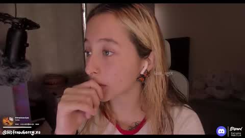 Snapshot of bun_nyx chatting on 02/09/26, 10:58 online show from 02/09/26, 10:58