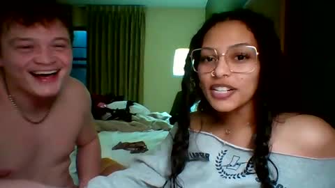 Snapshot of bunniandbyrdd chatting on 02/01/25, 01:55 bunniandbyrdd online show from 02/01/25, 01:55