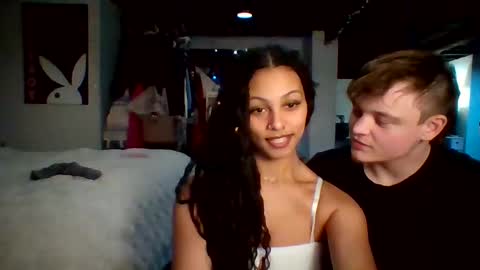 Snapshot of bunniandbyrdd chatting on 02/09/25, 03:22 bunniandbyrdd online show from 02/09/25, 03:22