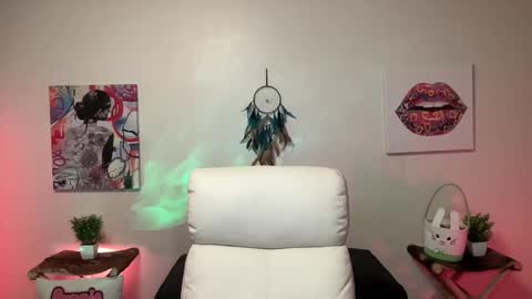 BUNNIE and THE DUDE TheLebowskis online show from 04/11/26, 09:35