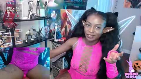 Snapshot of bunniikimi chatting on 06/20/26, 04:21 Bunnii Kimi online show from 06/20/26, 04:21