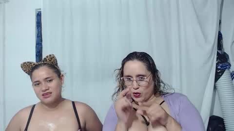 bunniosito online show from 11/08/25, 01:50