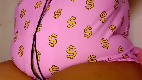 Coco bunnix online show from 10/06/25, 09:12