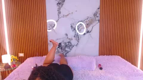 Rossi Hill online show from 04/18/26, 12:53