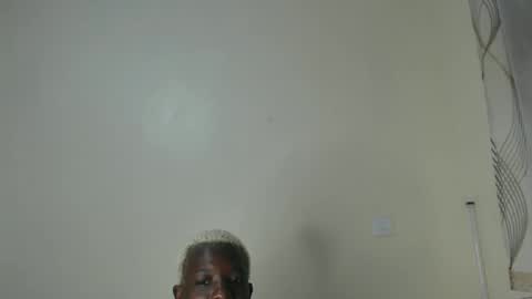 Bunny Bliss online show from 10/21/25, 01:56