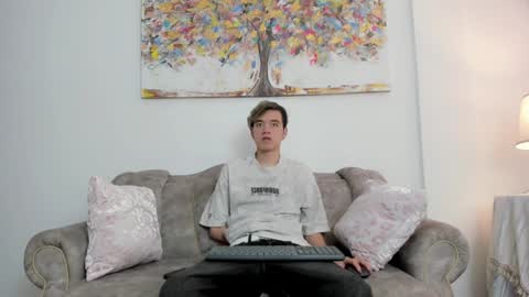 bunny online show from 01/17/25, 12:42