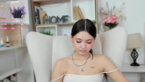 Aria online show from 04/25/26, 08:17