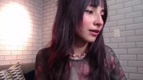 Snapshot of bunny_sweet19 chatting on 07/02/26, 01:50 bunny_sweet19 online show from 07/02/26, 01:50