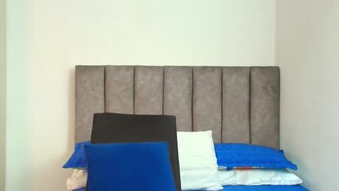 Snapshot of bunny_swtt chatting on 11/18/25, 03:56 Carolina online show from 11/18/25, 03:56