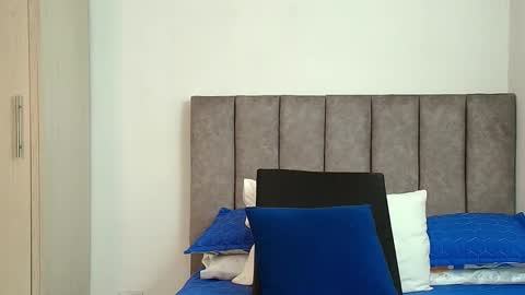 Snapshot of bunny_swtt chatting on 11/20/25, 04:34 Carolina online show from 11/20/25, 04:34